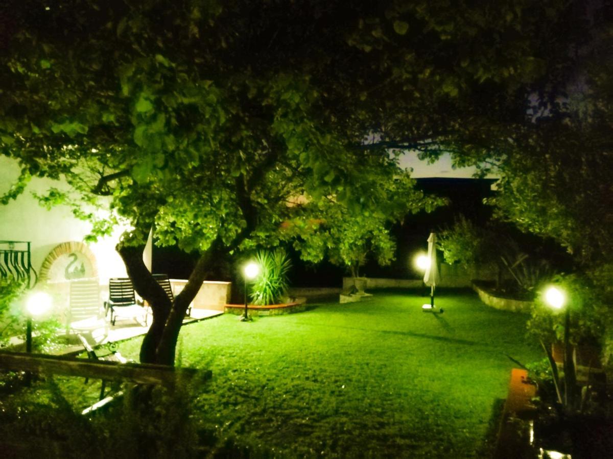 B&B Maison Villa Vittorio Avella Eksteriør bilde