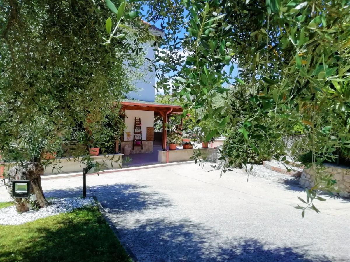 B&B Maison Villa Vittorio Avella Eksteriør bilde